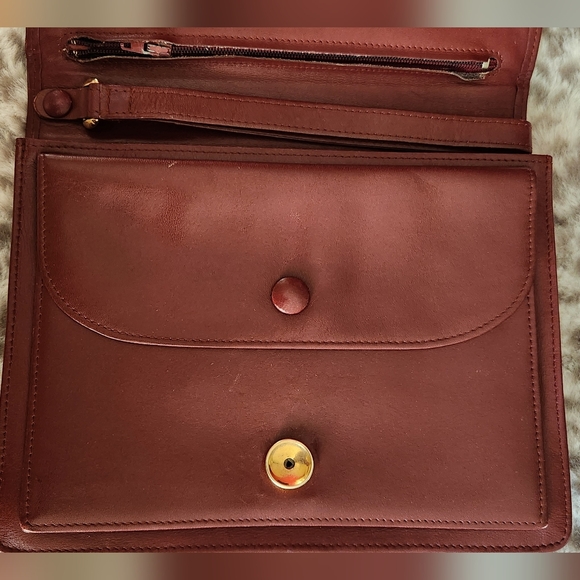 Cartier Clutch - Picture 14 of 16